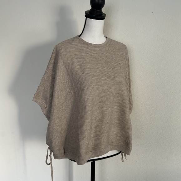 Poof Apparel Ponchos M - Picture 8 of 14